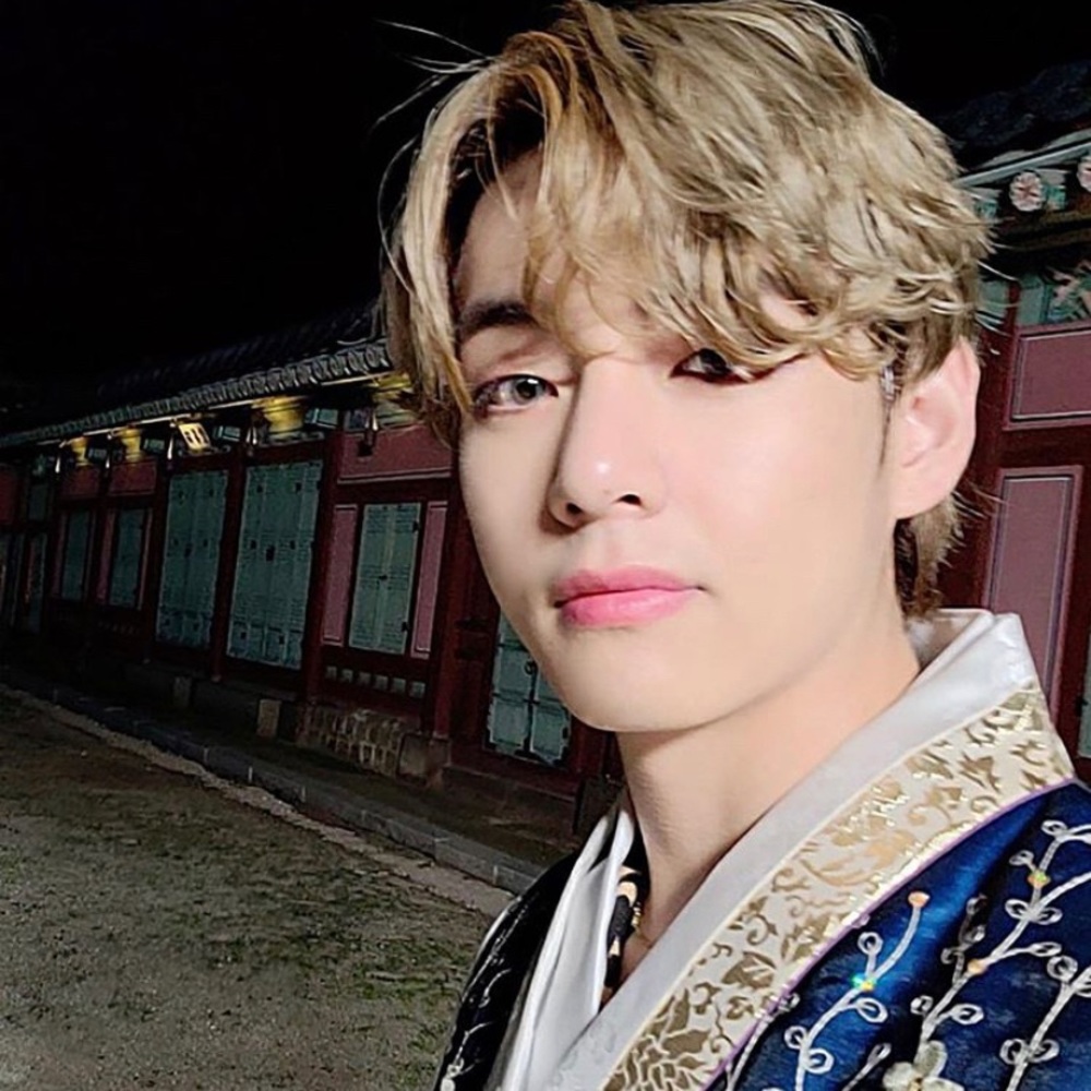 Meet your Posher, Camila